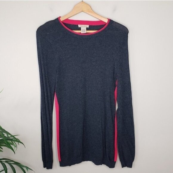 Vertical Design | Gray Sweater Red Side Stripe - Picture 2 of 6